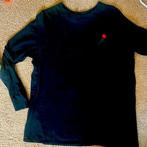 Wild Fable long sleeve black shirt with rosé embroidery size XL